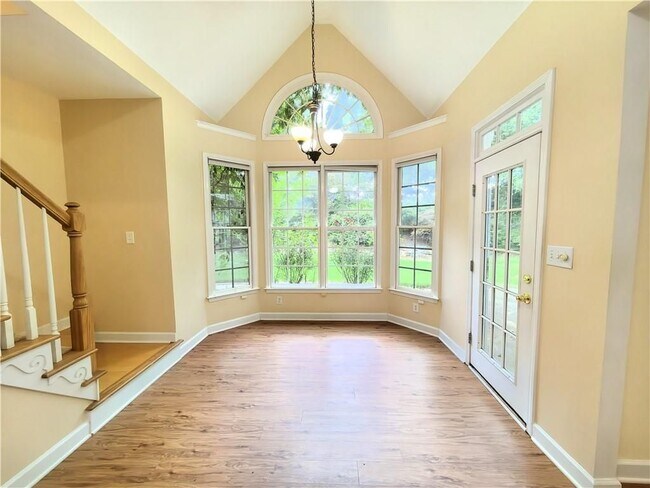 Building Photo - 4009 Treemont Ln