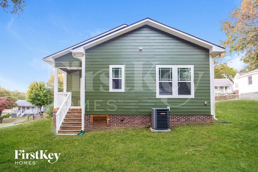 Building Photo - 161 Princess Ave SW