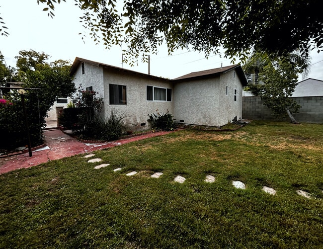 Backyard - 1344 N Fairview St