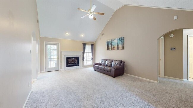 Building Photo - 195 Cross Point Dr