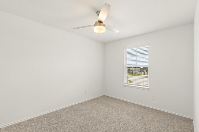 Building Photo - 31055 Brightwell Bnd