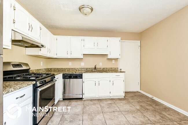 Building Photo - 3246 Fescue Cir