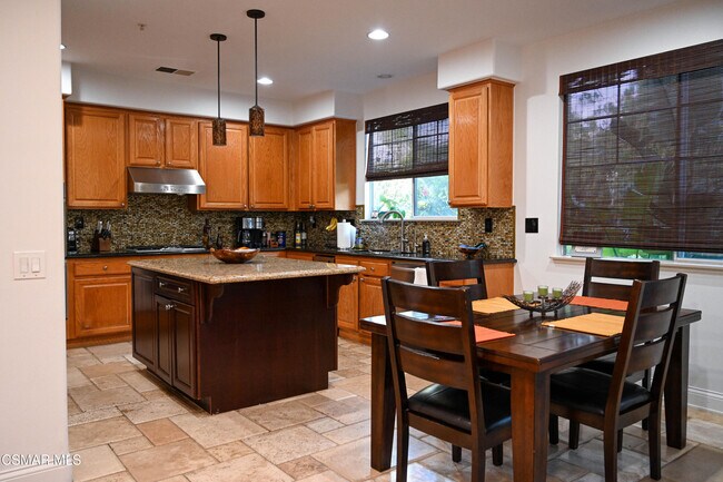 Building Photo - 2310 Crown Point Ct