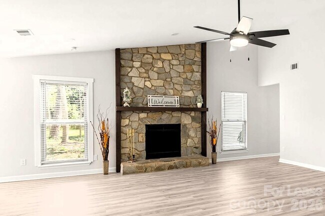 Building Photo - 6722 Stillmeadow Dr