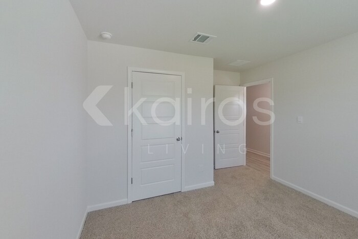 Building Photo - 14220 Ruffian Ave