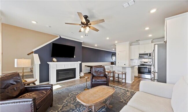 Building Photo - 167 Benelli Dr