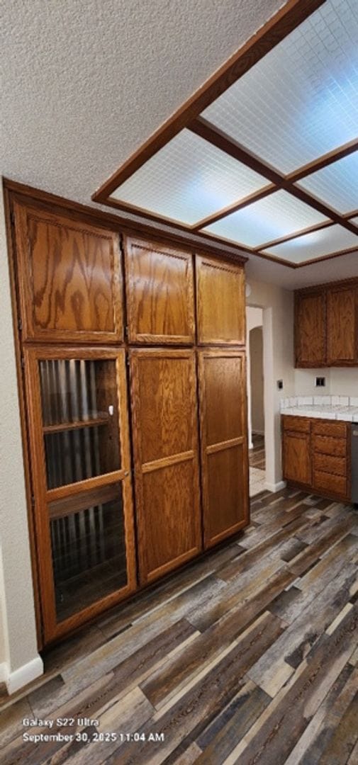 Building Photo - Beautiful & Unique 3 Bed 2 Bath Home w/Cus...