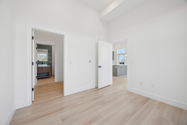 Floorplan - 2560 Jasper St,