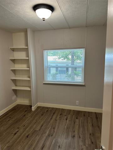 Building Photo - 4324 Bradley Ln