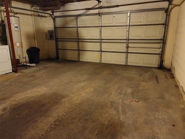 Building Photo - 2203 Place Rebecca Ln