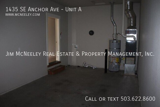 Building Photo - 1435 SE Anchor Ave