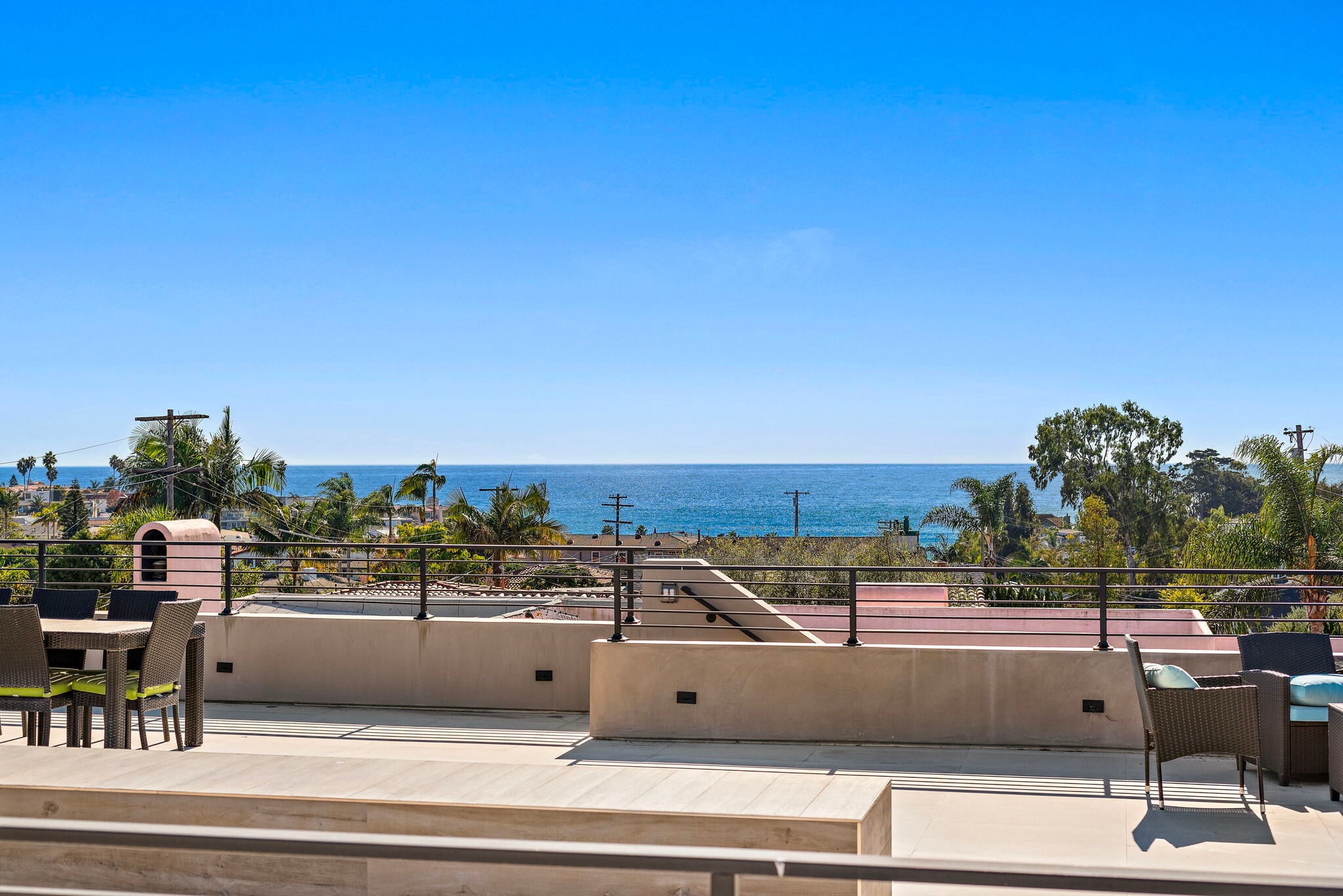 Building Photo - 207 W Avenida San Antonio