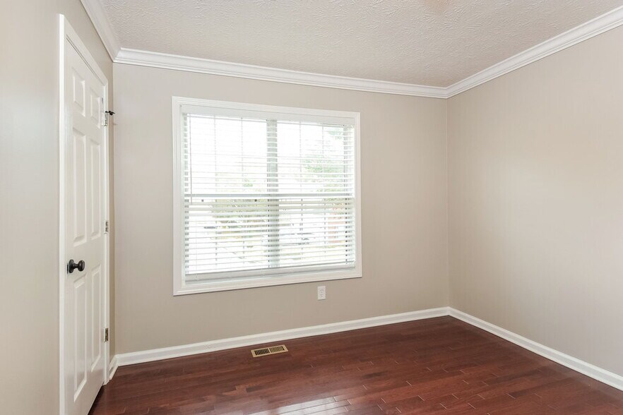 Building Photo - 1026 Dalby Way