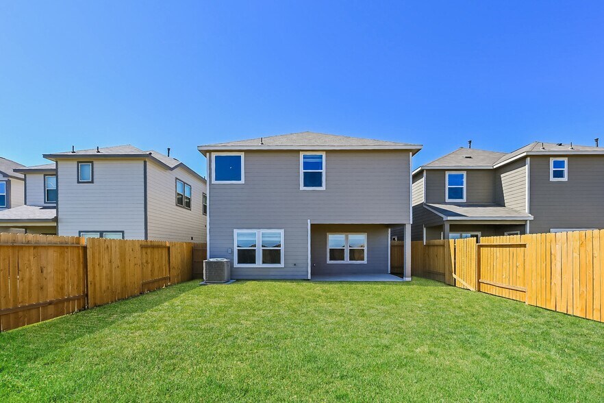 Building Photo - 7914 Cypress Country Dr
