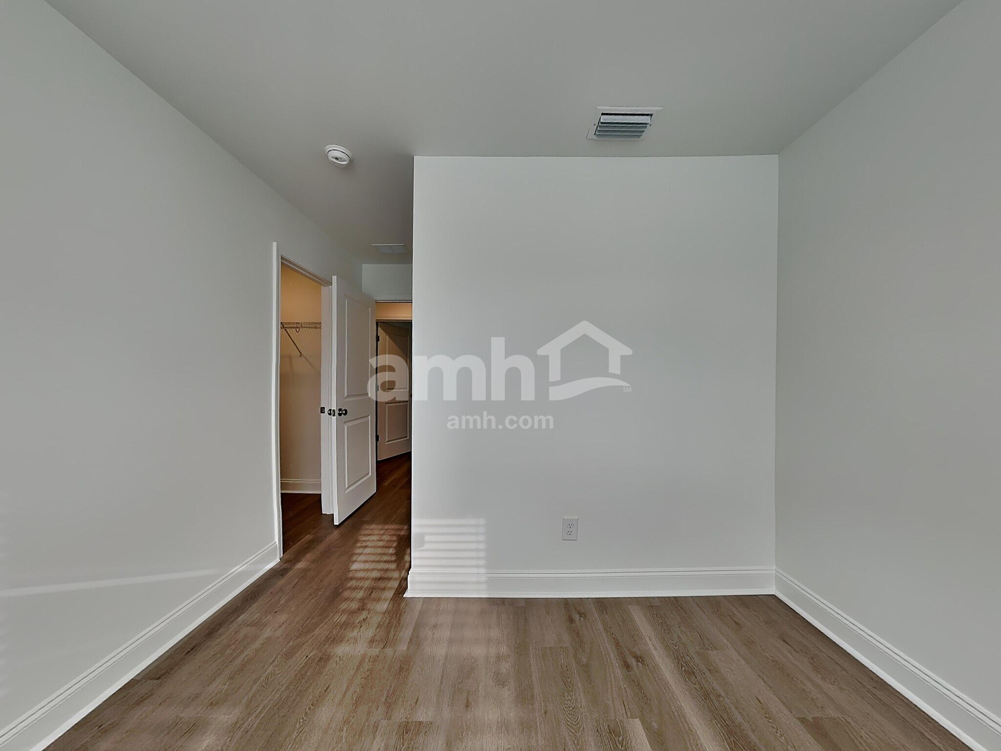 Building Photo - 622 Old Trolley Rd