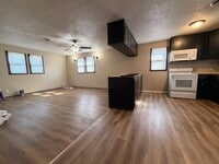 Building Photo - 1402 S 24th St