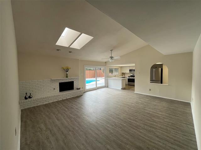 Building Photo - 6646 Hillwood Ln