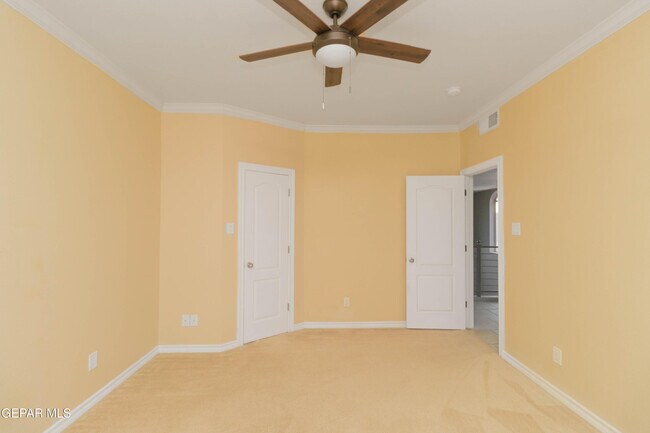 Building Photo - 4744 Excalibur Dr