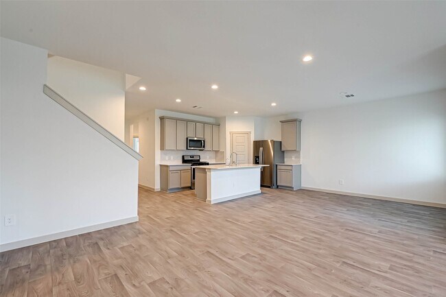 Building Photo - 250 John House Ln