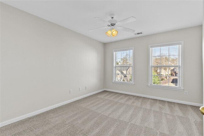 Building Photo - 4831 Edinburgh Dr