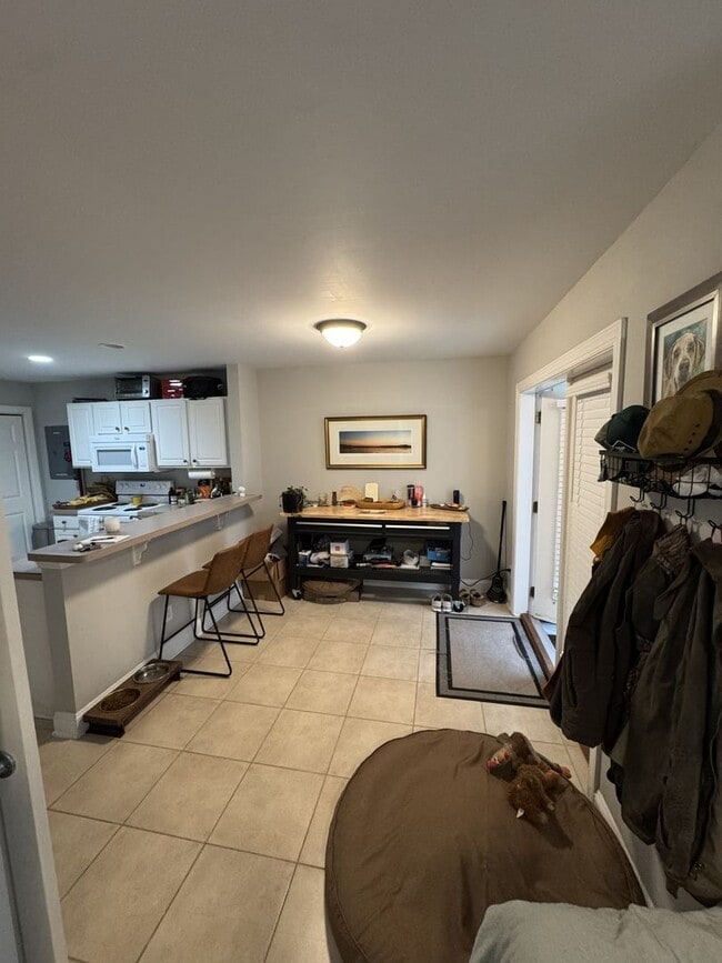 Building Photo - 72 Cassandra Ln