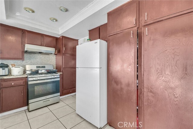 Building Photo - 5958 Quiroz Dr