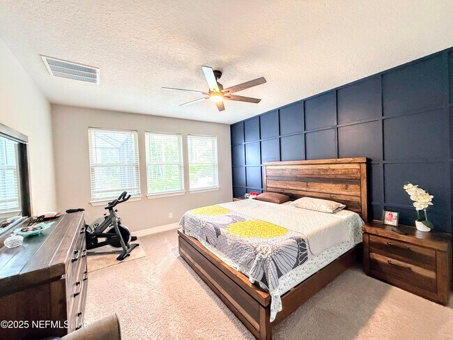 Building Photo - 119 Broomsedge Cir