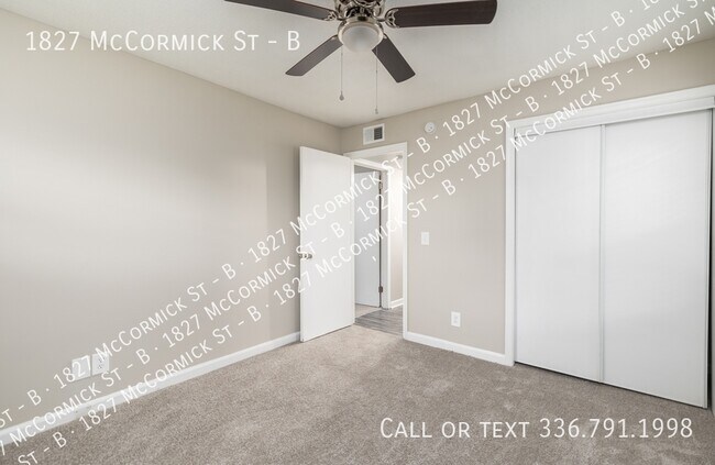 Building Photo - 1827 McCormick St