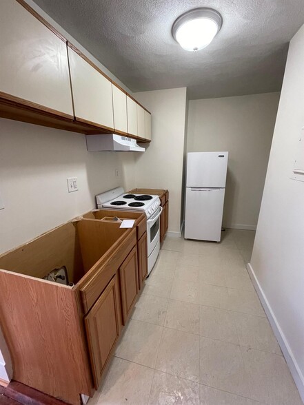 Building Photo - 14 Garrison Ave