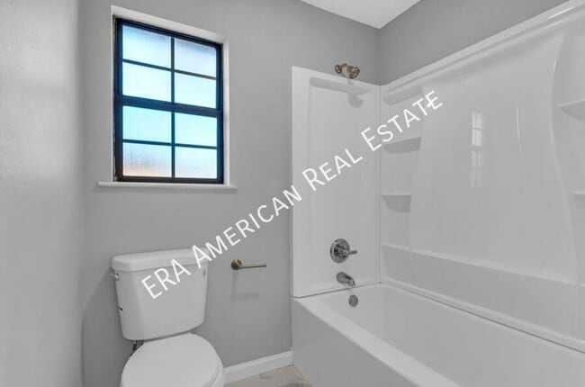 Building Photo - 5912 Pamela Dr