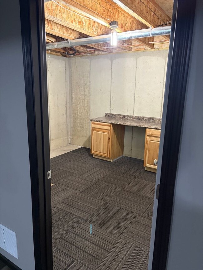 Building Photo - Modern 3-Bedroom Gem with Spacious Basement and Fenced Yard in Box Elder
