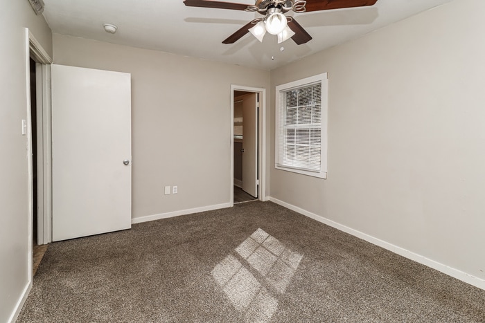 Building Photo - 1343 Springdale Dr