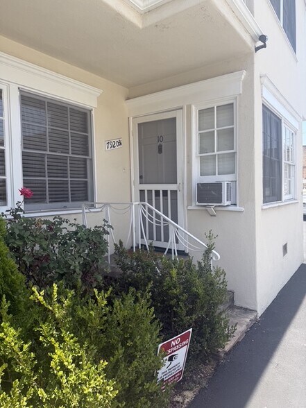 Private Entrance - 7920 Norton Ave