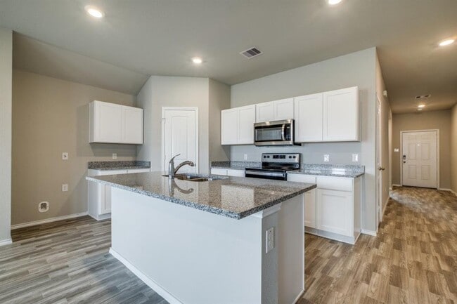 Building Photo - 217 Pecos Dr