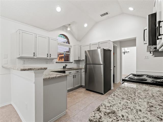 Building Photo - 2613 Maywood Ct