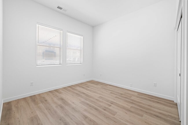 Building Photo - 4203 Saylor Ln