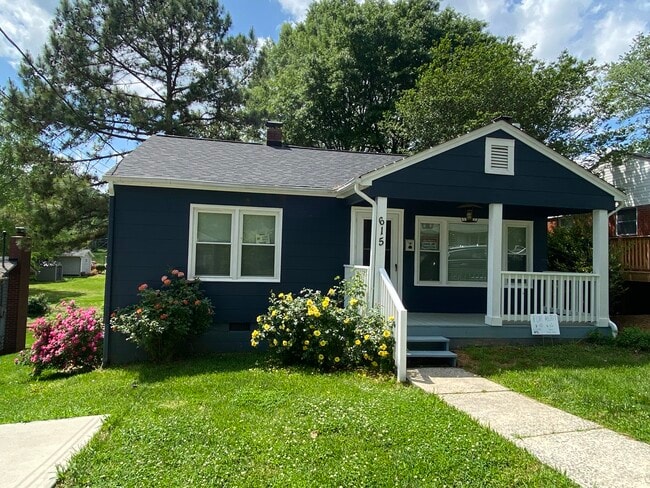 Building Photo - 615 Washington St