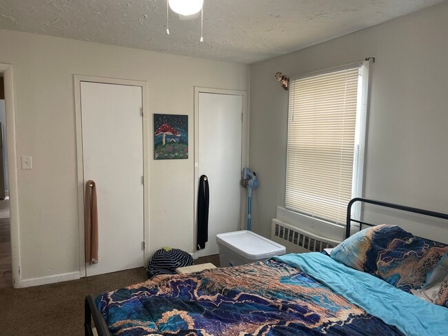 Master bedroom, two walk-in closets - 976 Jerusalem Ave