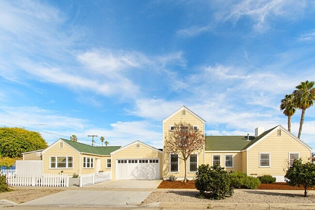 Building Photo - North PB Home, updated interior, just a fe...