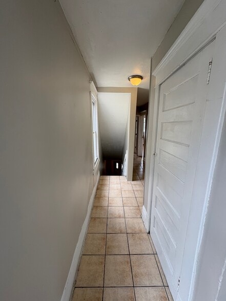 Building Photo - 207 Dunseith St