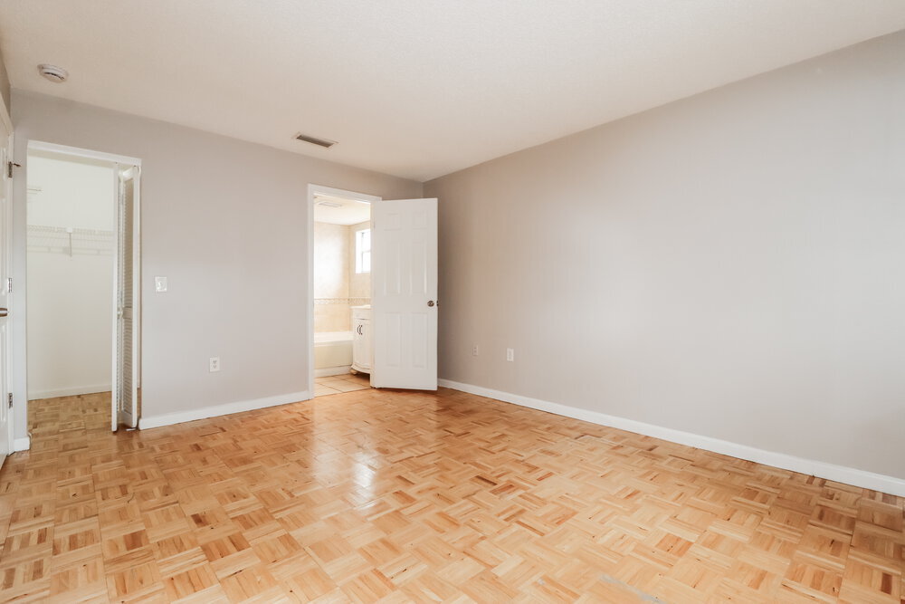 Building Photo - 8047 Hathaway Dr