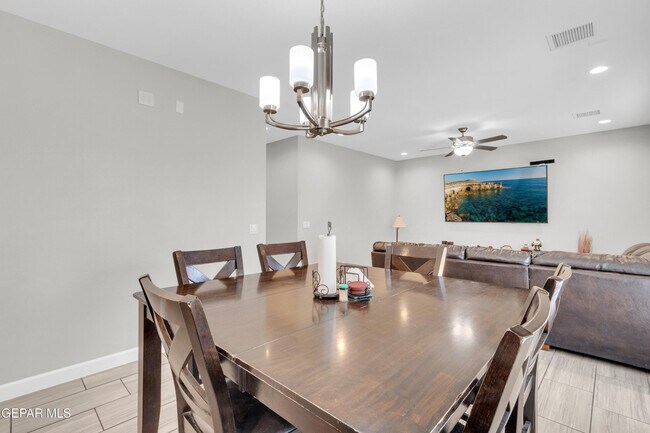 Building Photo - 412 Beech Tree Dr