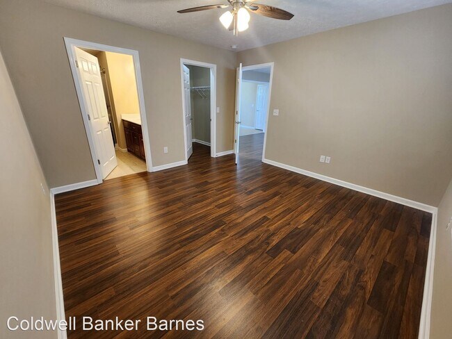 Building Photo - 3 br, 2 bath House - 395 Hendrixson Dr.