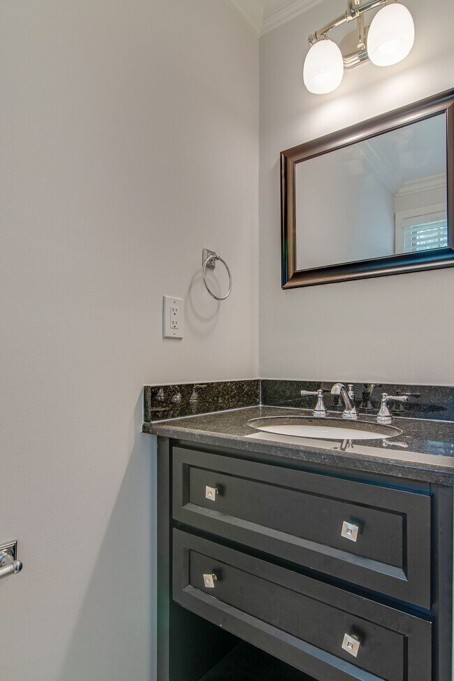 Building Photo - 4736 Danby Dr