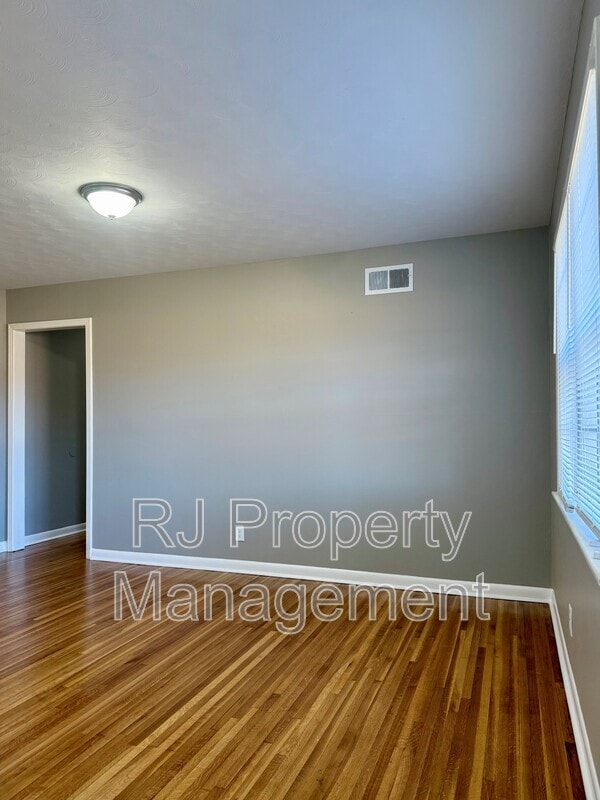 Building Photo - 1973 Tacoma Ave