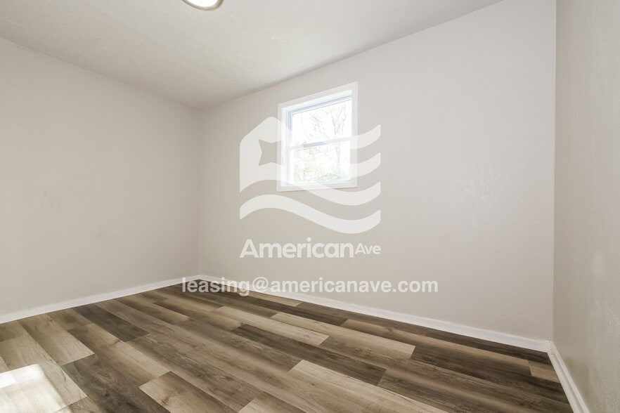 Building Photo - 3715 Mersington Ave