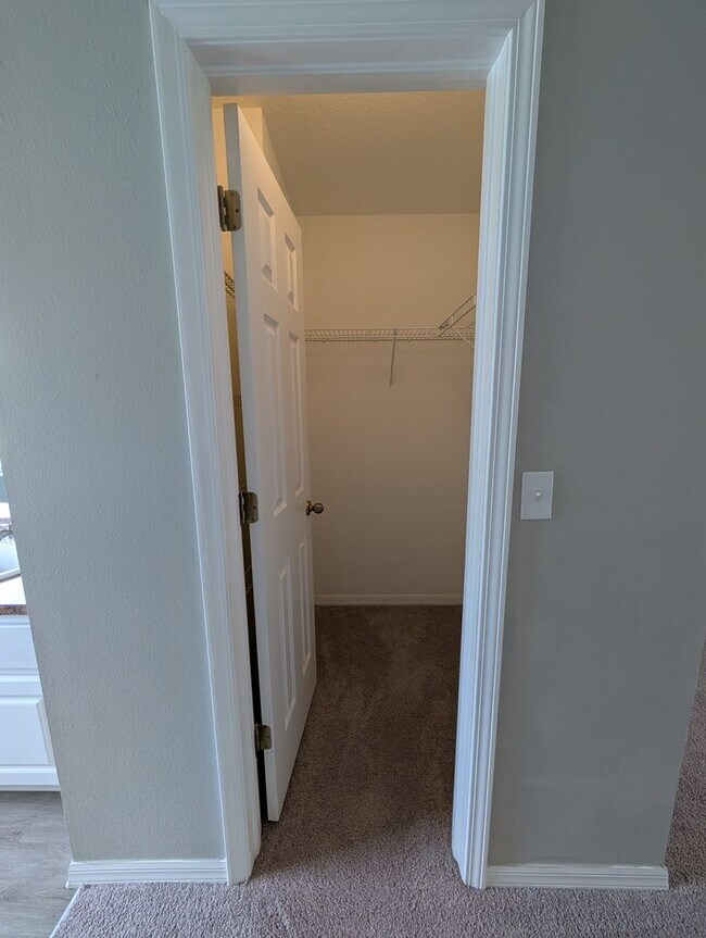 Building Photo - 9019 Cochise Ln