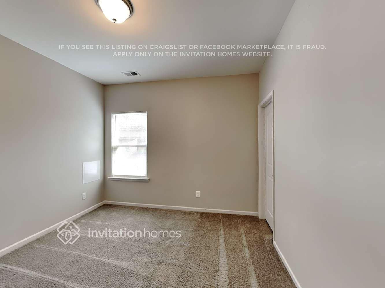 Building Photo - 11392 Cedarvale Farm Pkwy