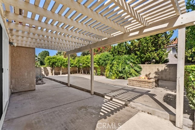 Building Photo - 14821 Yucca Ave