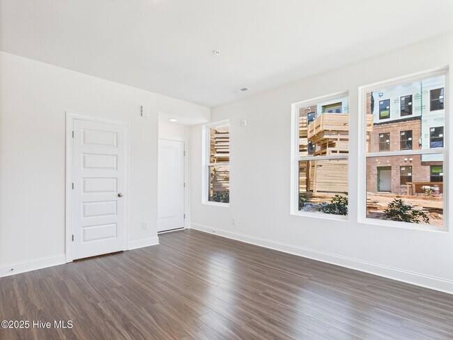 Building Photo - 1259 Shaw View Aly